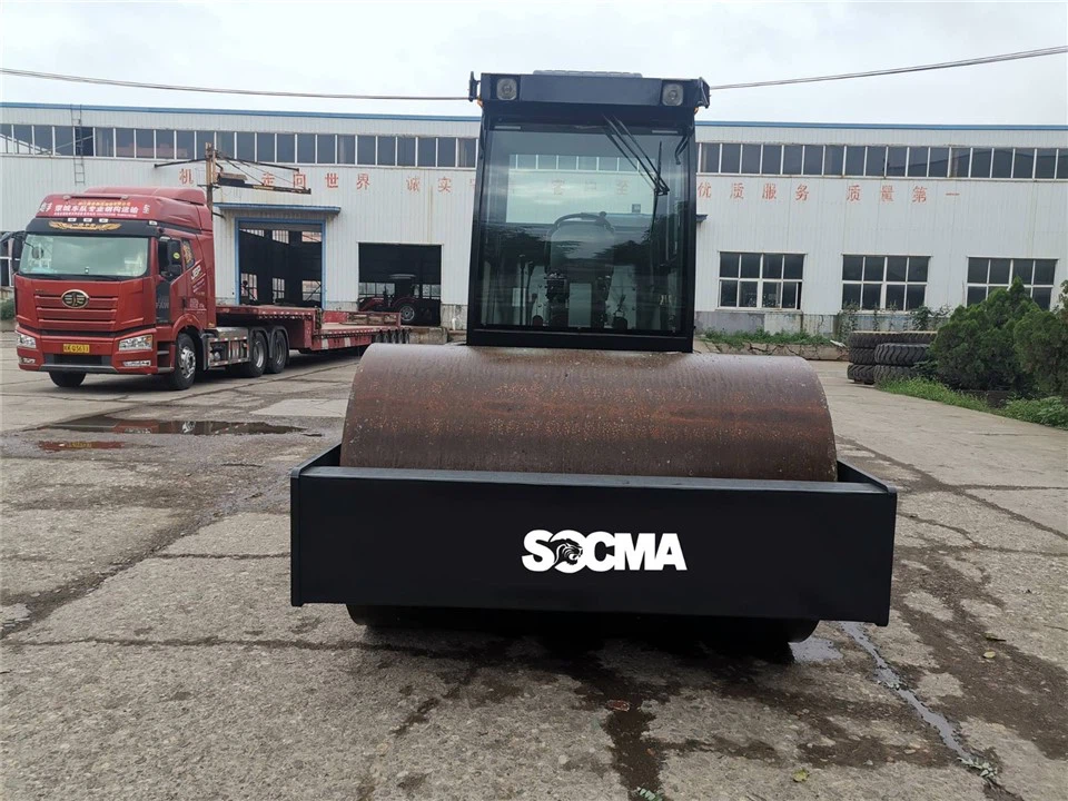 Factory Large High Quality UR207F Compactor Diesel 7T Road Roller