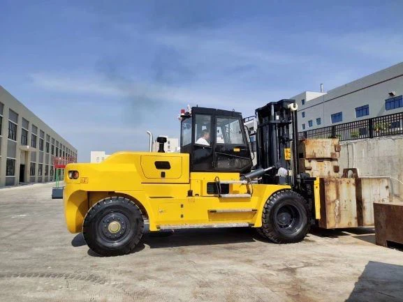 16 Ton Diesel Heavy Forklift Truck Yellow