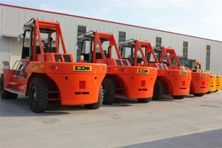 28 Ton Forklift For Container Stack Socma