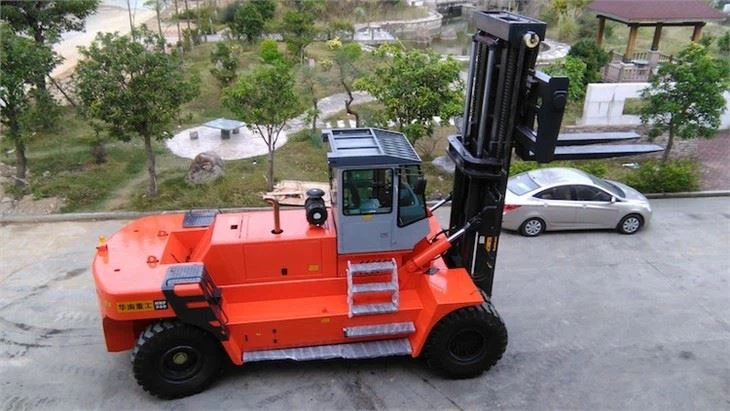35 Ton Heavy Forklift Truck Engine Diesel